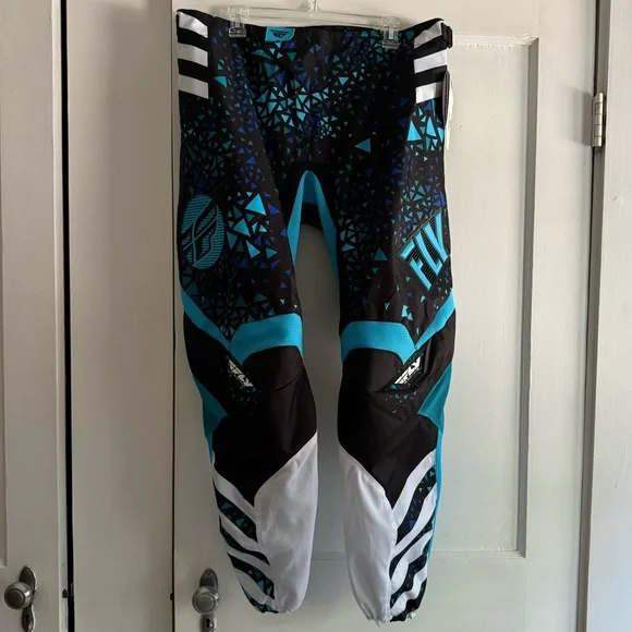 NWT Fly Kinetic Race Pants Women’s Size 15/16 - Picture 1 of 9